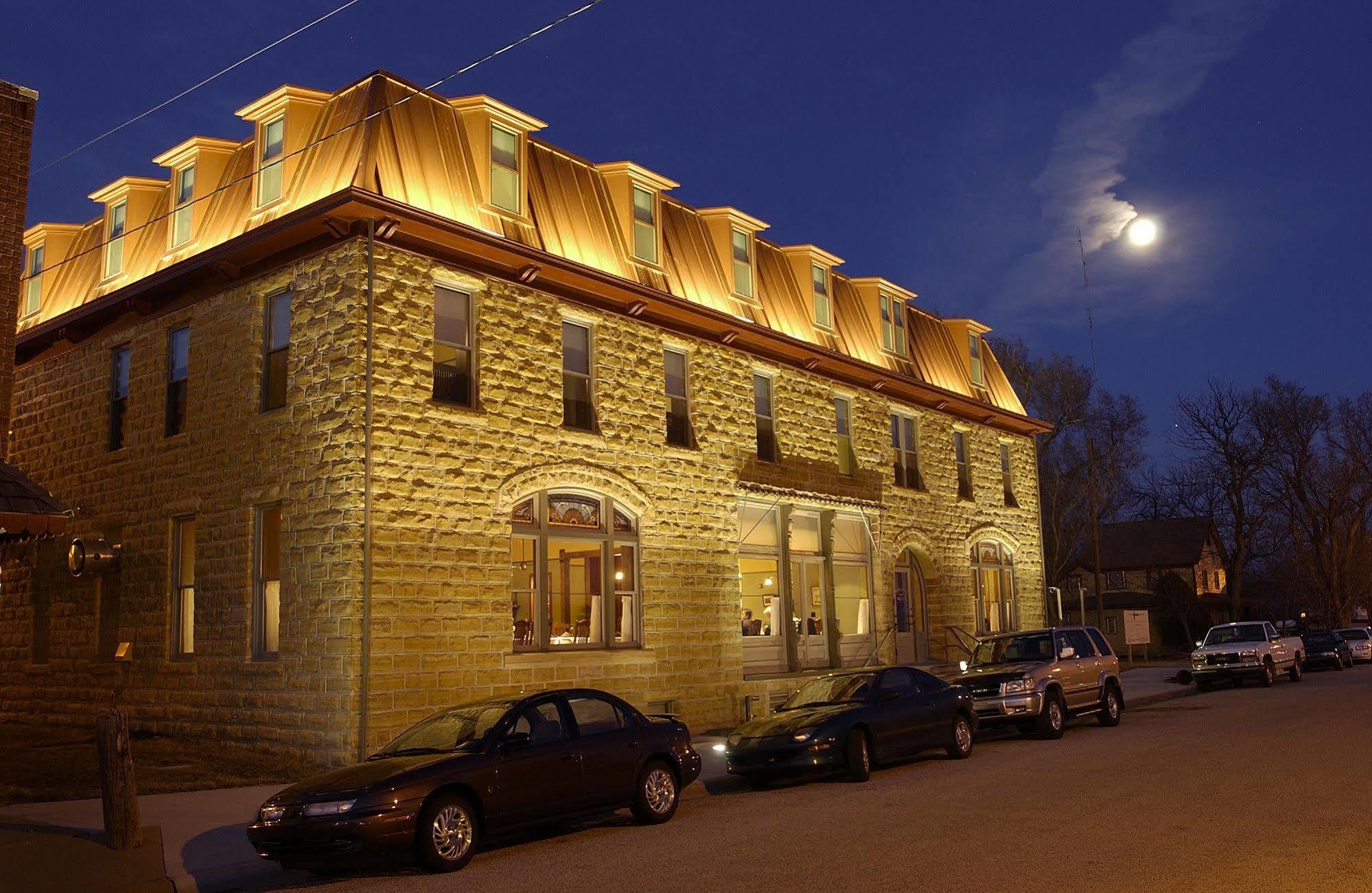 Midland Railroad Hotel Wilson Eksteriør bilde